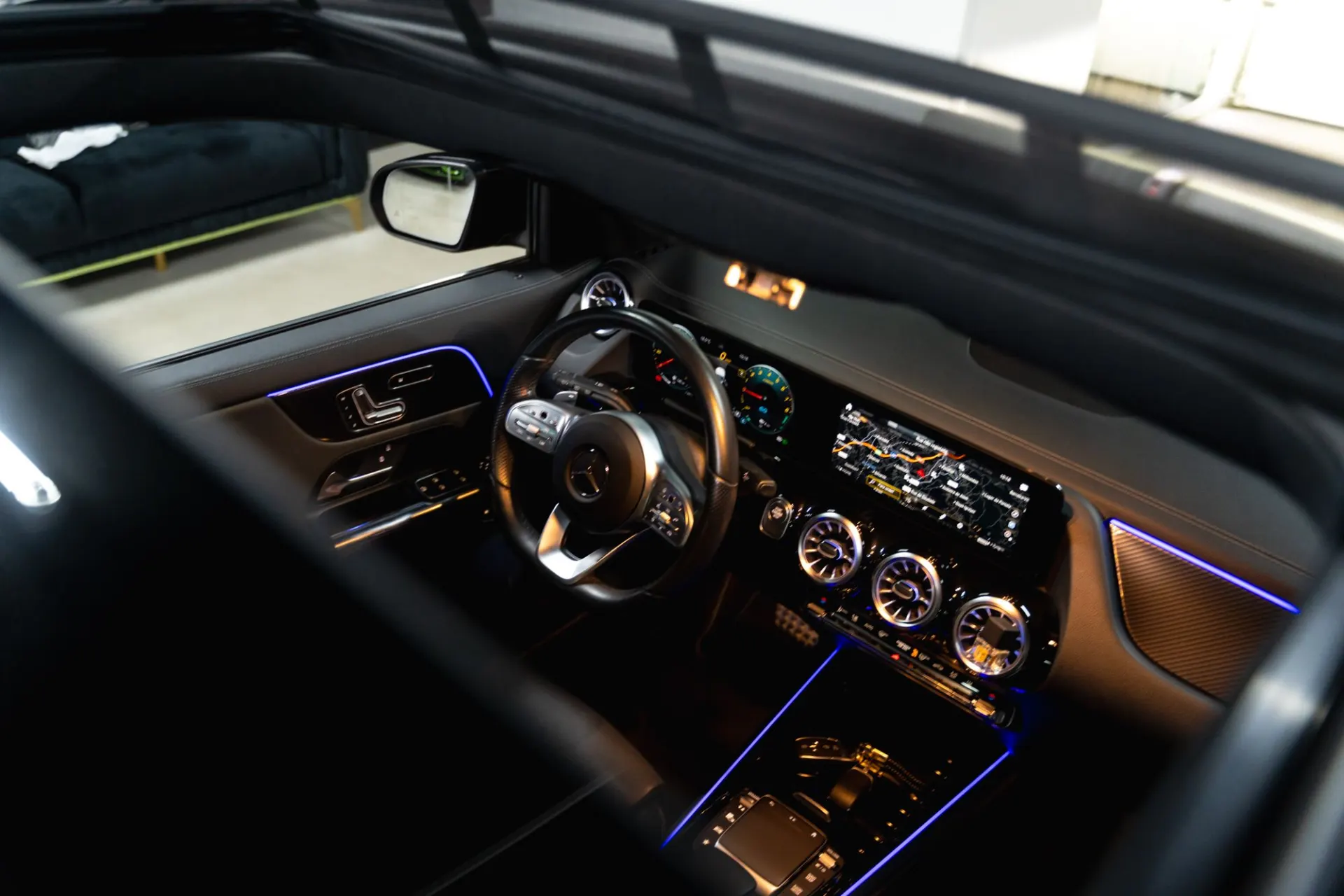 Mercedes-Benz GLA 250 e AMG Line 17