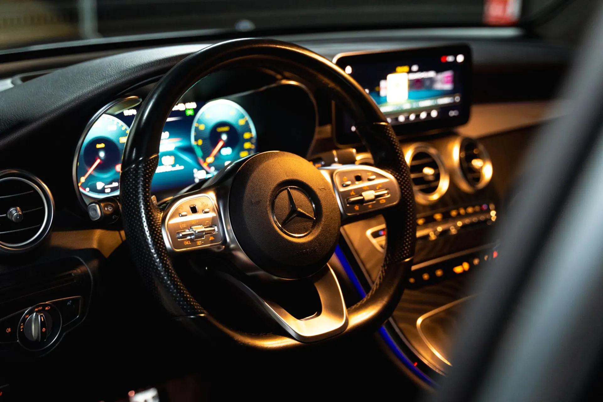 Mercedes-Benz GLC 300 e Coupé 4Matic 9