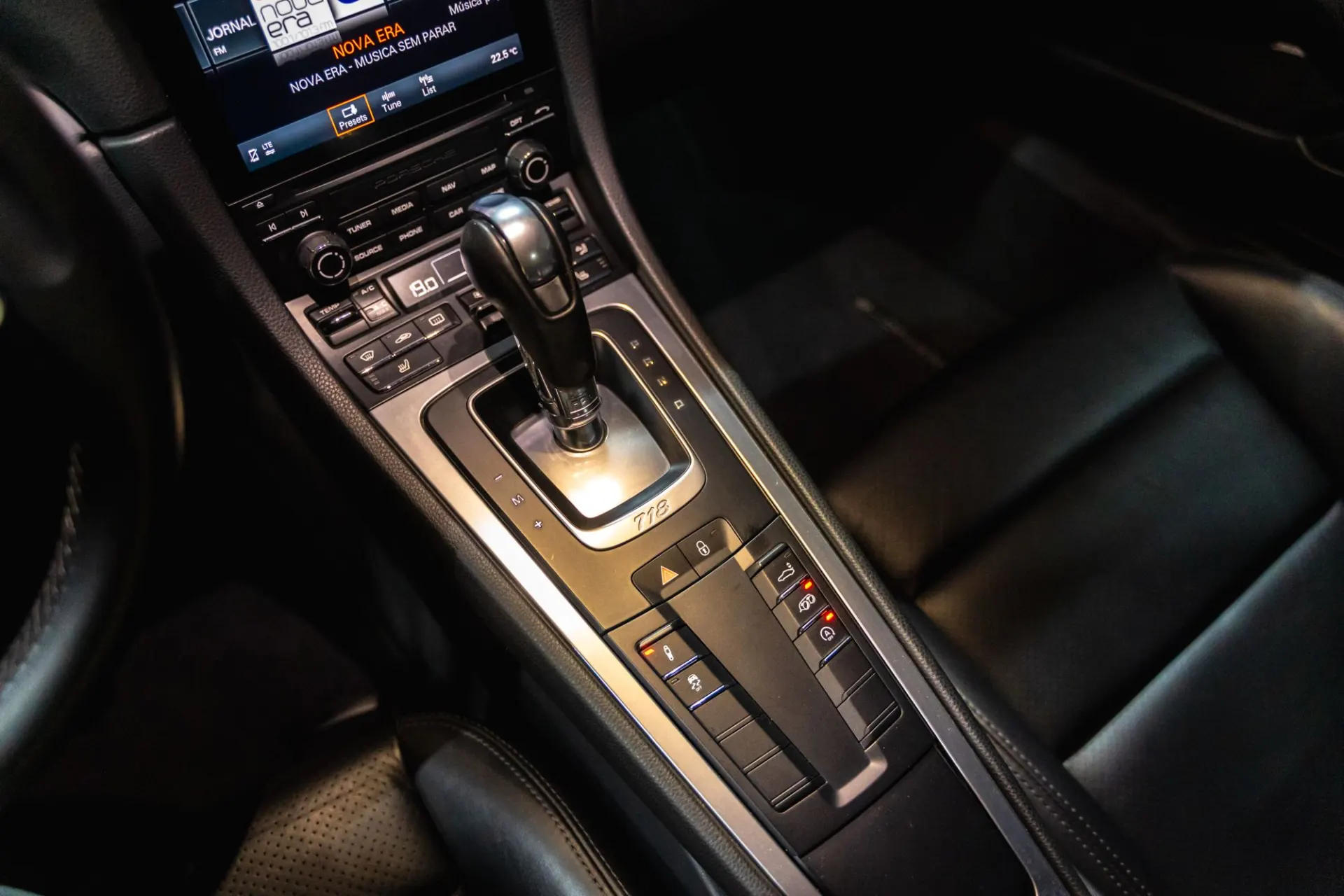 Porsche 718 Cayman 2.0 PDK 12