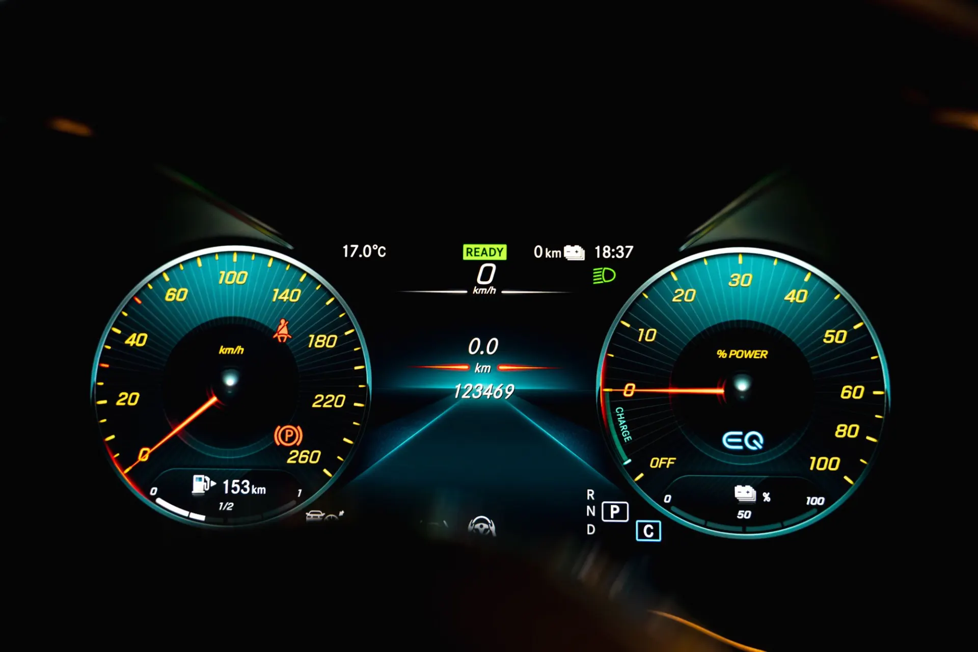 Mercedes-Benz GLC 300 e Coupé 4Matic 12