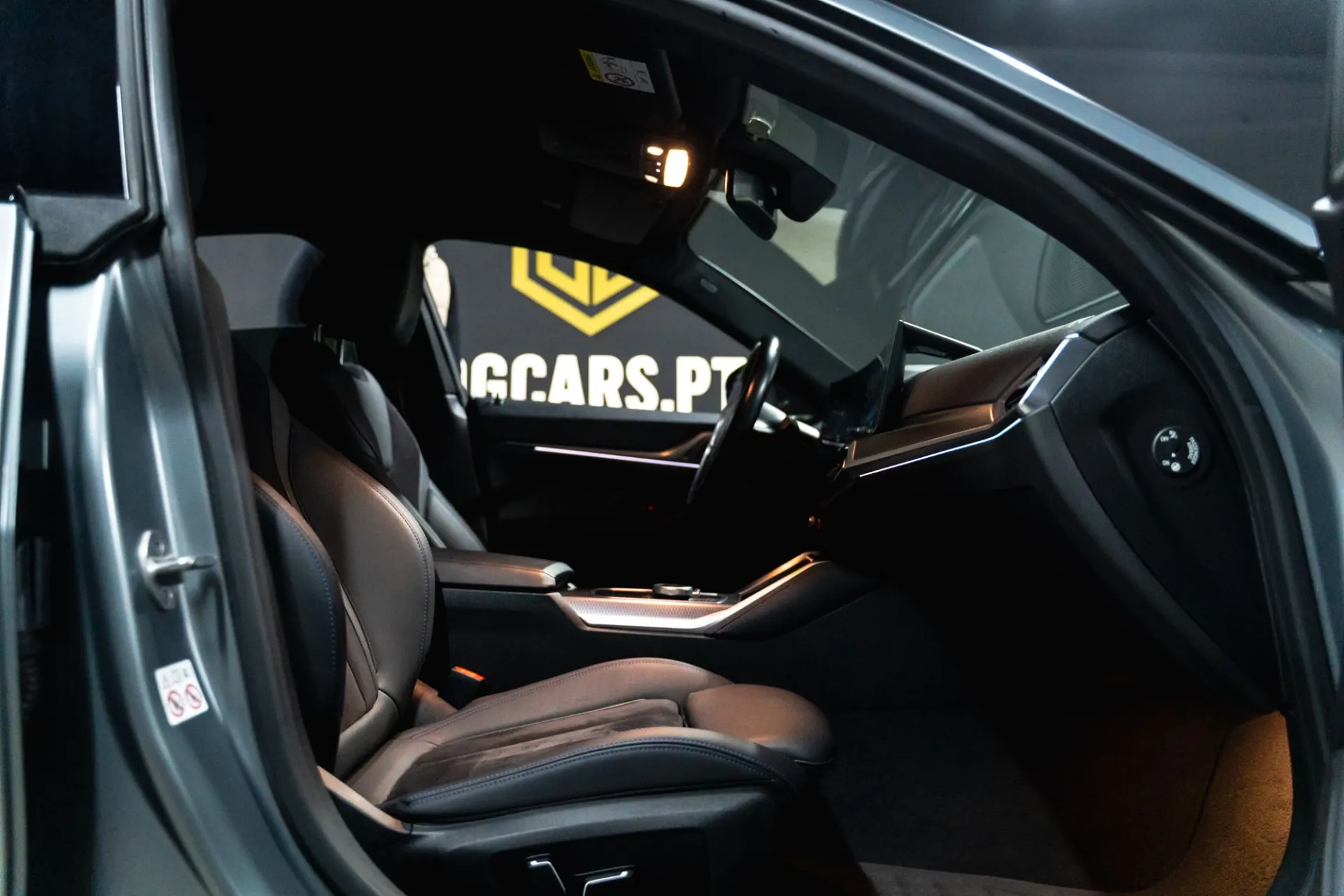 BMW i4 eDrive40 Pack Desportivo M Pro 18