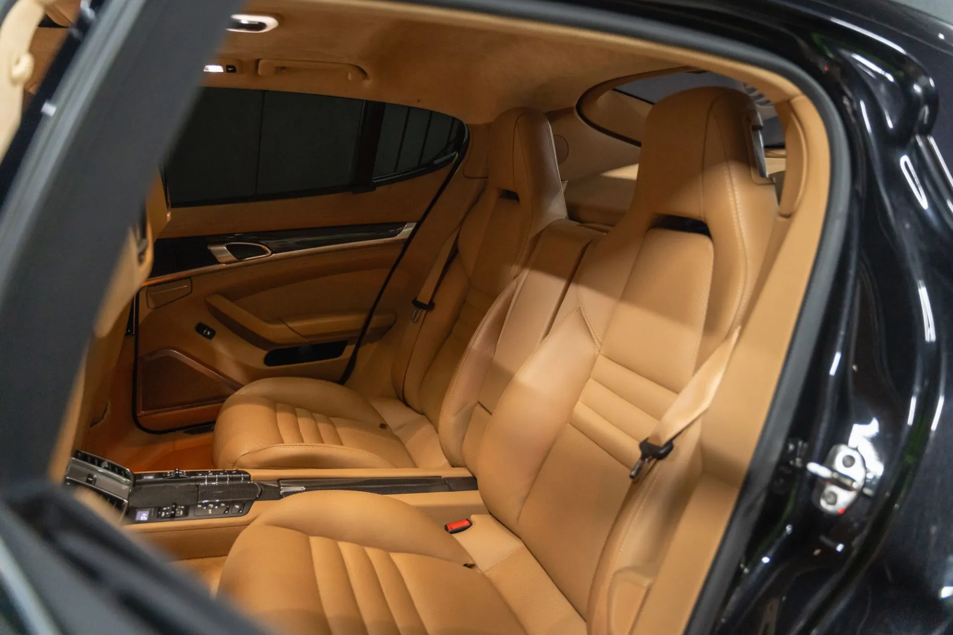 Porsche Panamera Turbo S PDK 21