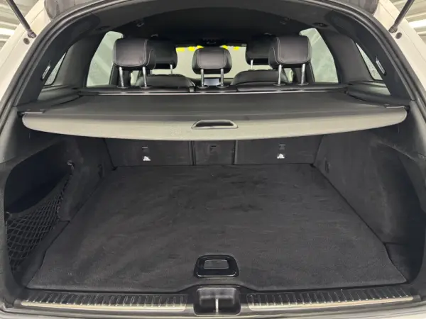 Mercedes-Benz GLC 220 d 4Matic 29