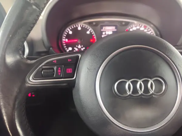 Audi A1 Sportback 1.4 TDI Design 9