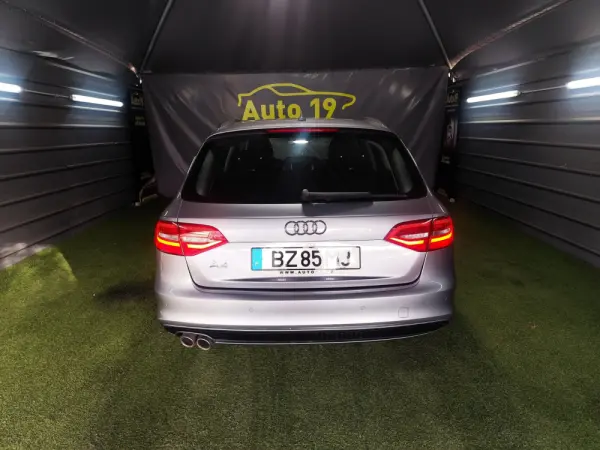Audi A4 Avant 2.0 TDI multitronic Advance 4