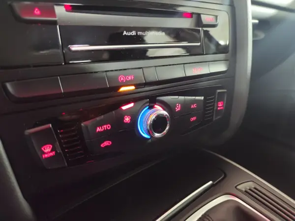 Audi A4 Avant 2.0 TDI multitronic Advance 18