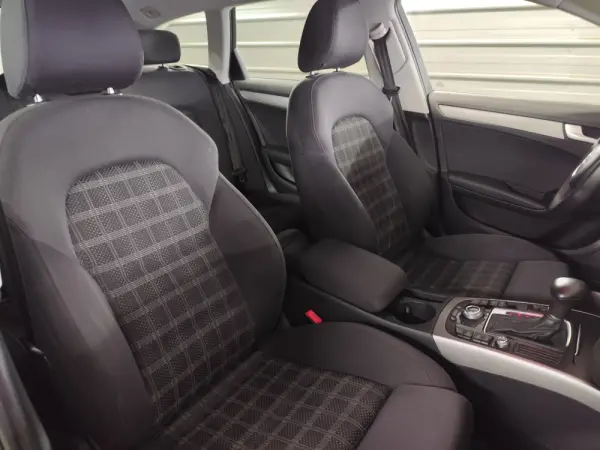 Audi A4 Avant 2.0 TDI multitronic Advance 24