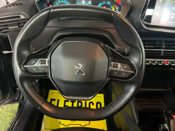 Peugeot e-208 50 kWh Active Pack 9