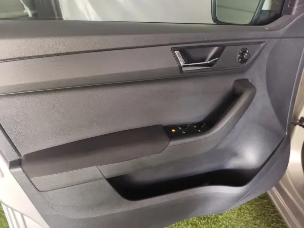 Skoda Fabia Break 1.0 Ambition 29