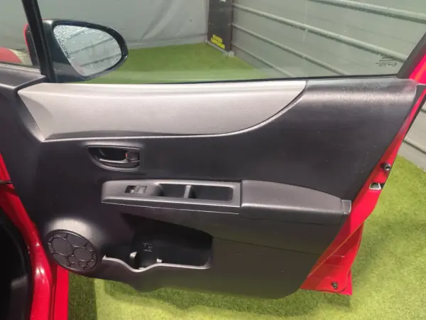 Toyota Yaris 1.4 D-4D Sport+P.Techno 23