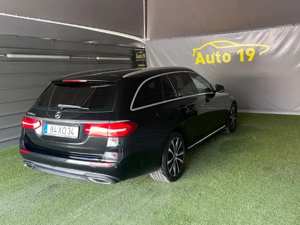 Mercedes-Benz E 300 de Exclusive Line 6