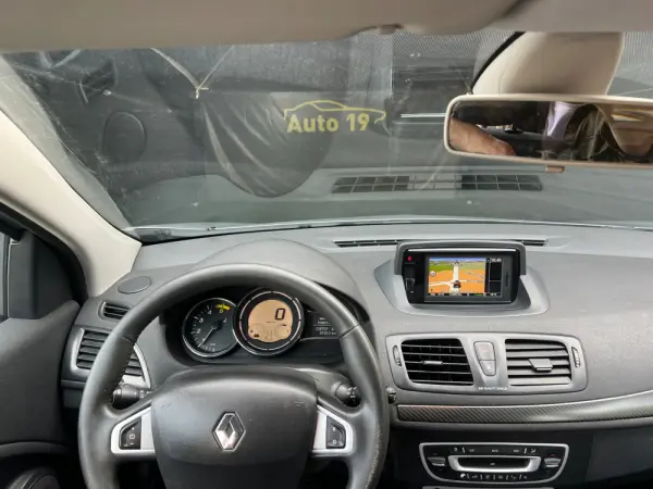 Renault Mégane Sport Tourer ENERGY dCi 110 EXPERIENCE 10