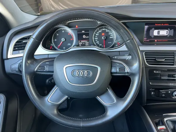 Audi A4 Avant 2.0 TDI Business Line Advance 9