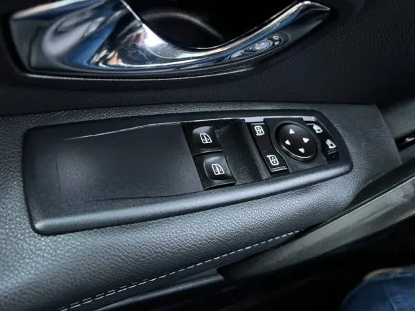 Renault Mégane Coupe 1.5 dCi Bose Edition SS 26