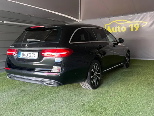Mercedes-Benz E 300 de Exclusive Line 5