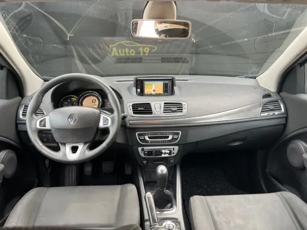 Renault Mégane Sport Tourer ENERGY dCi 110 EXPERIENCE 8