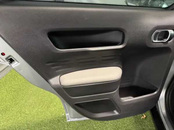 Citroën C4 Cactus 1.2 PureTech Feel Pack 31