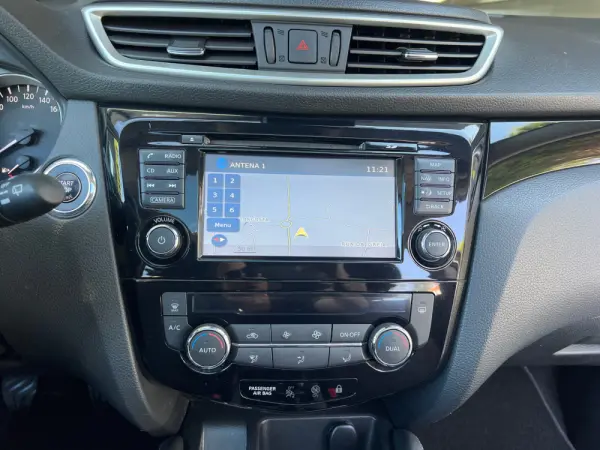 Nissan Qashqai 1.2 DIG-T Tekna Bose 18