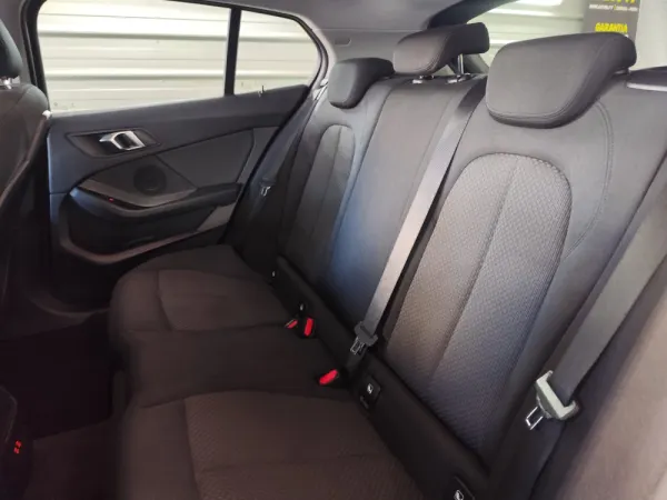 BMW 116 d Corporate Edition Auto 23