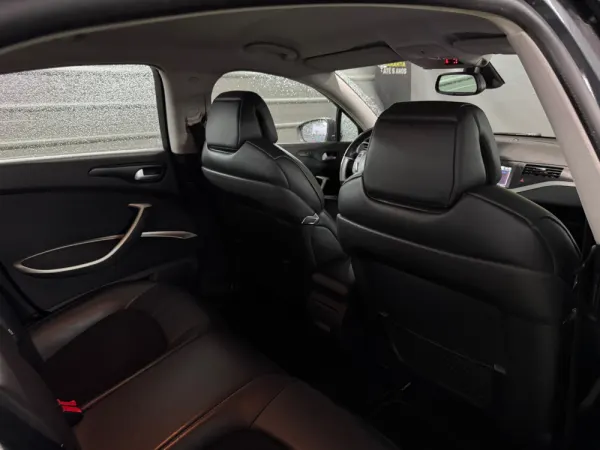 Citroën C5 1.6 HDi Business Airdream 23