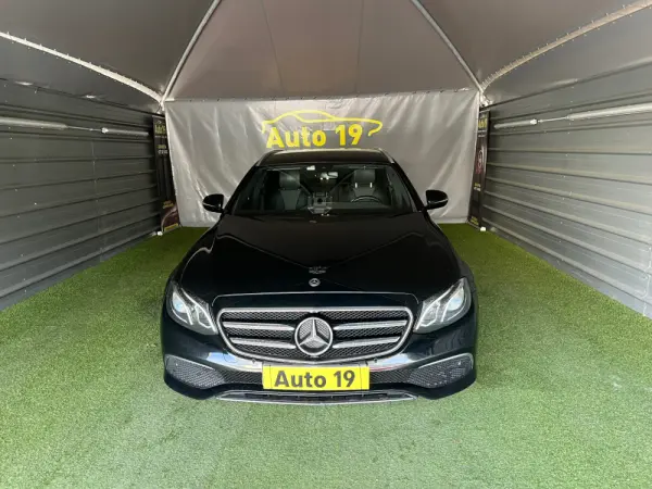 Mercedes-Benz E 300 de Exclusive Line 3