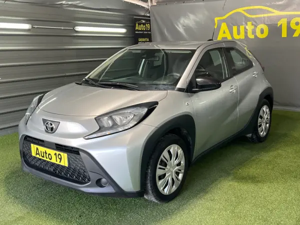 Toyota Aygo X 1.0 Play 1