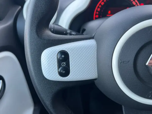 Renault Twingo 1.0 SCe Dynamique 17