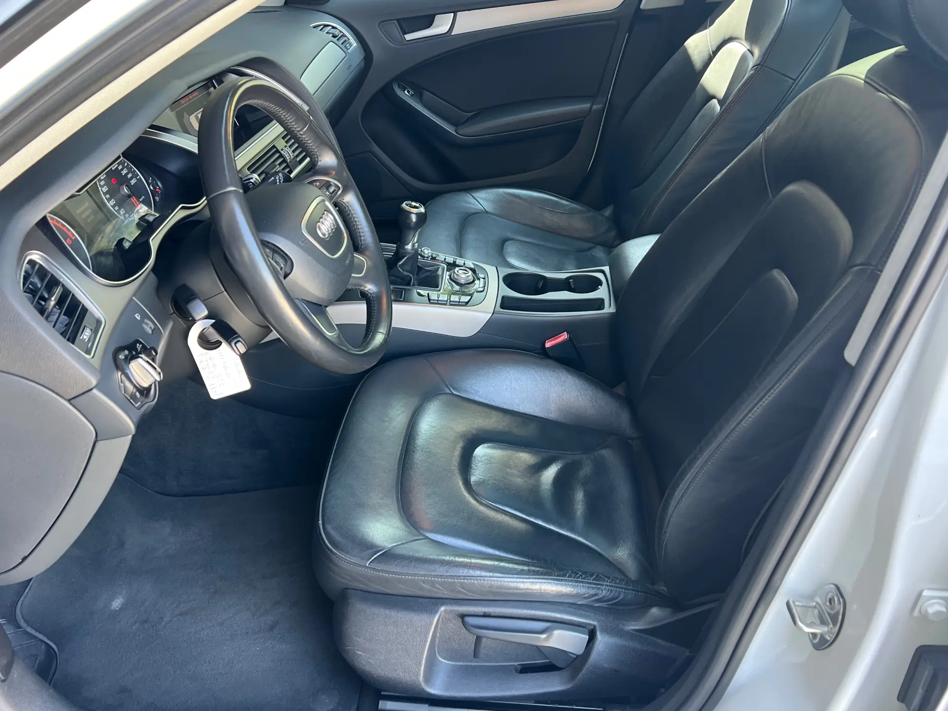 Audi A4 Avant 2.0 TDI Business Line Advance 16