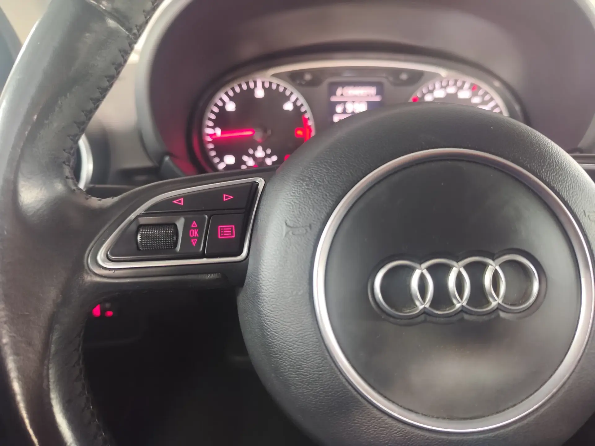 Audi A1 Sportback 1.4 TDI Design 9