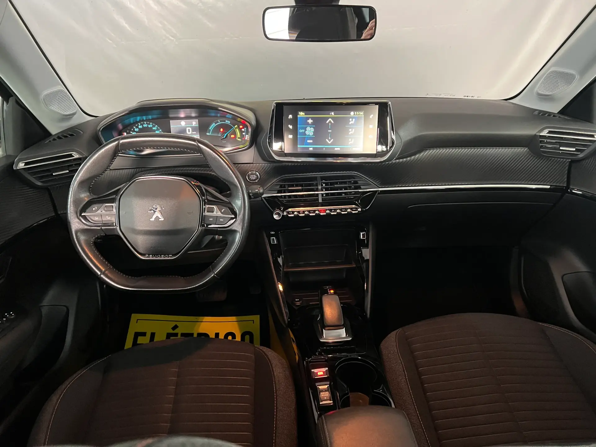 Peugeot e-208 50 kWh Active Pack 8