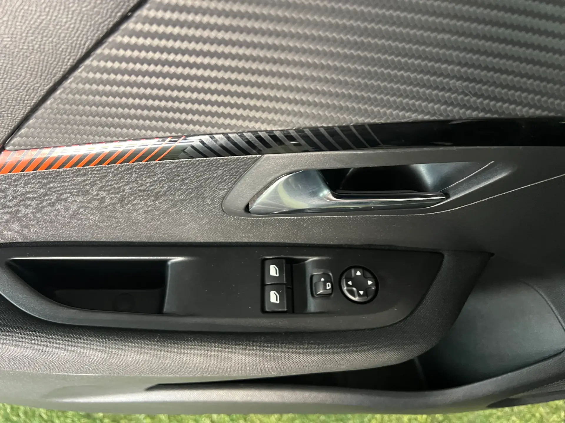 Peugeot e-208 50 kWh Active Pack 17