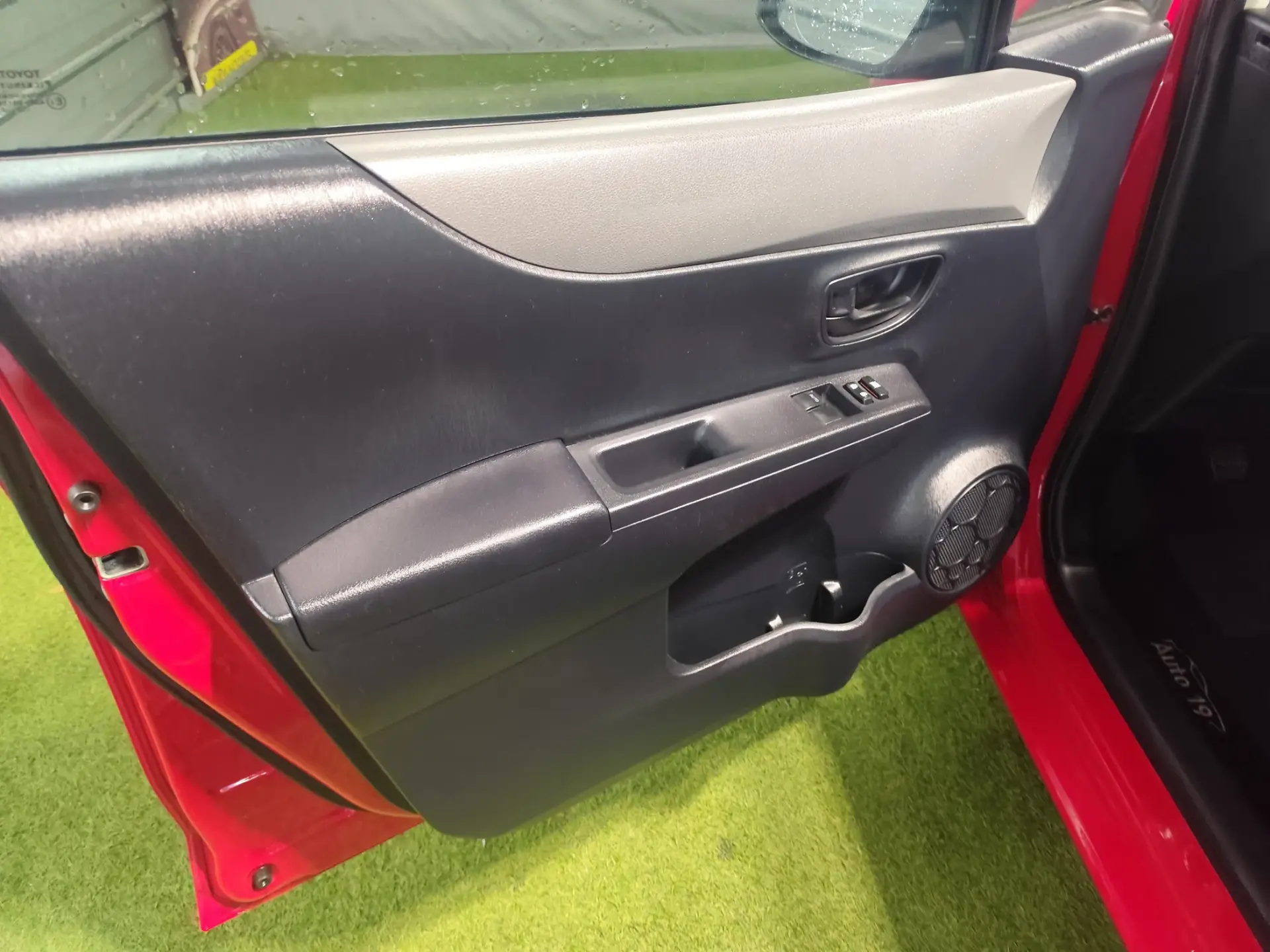 Toyota Yaris 1.4 D-4D Sport+P.Techno 26