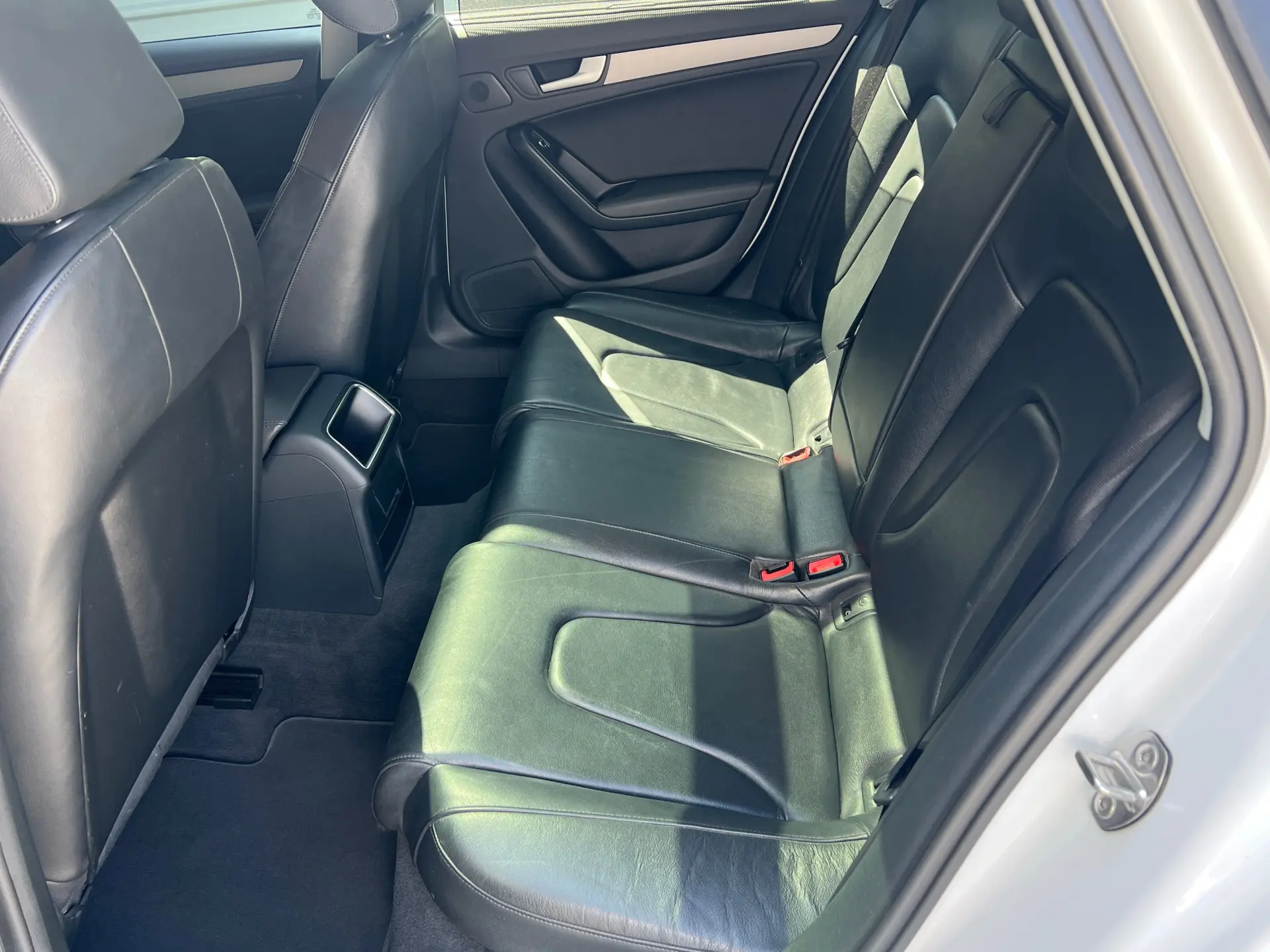 Audi A4 Avant 2.0 TDI Business Line Advance 19