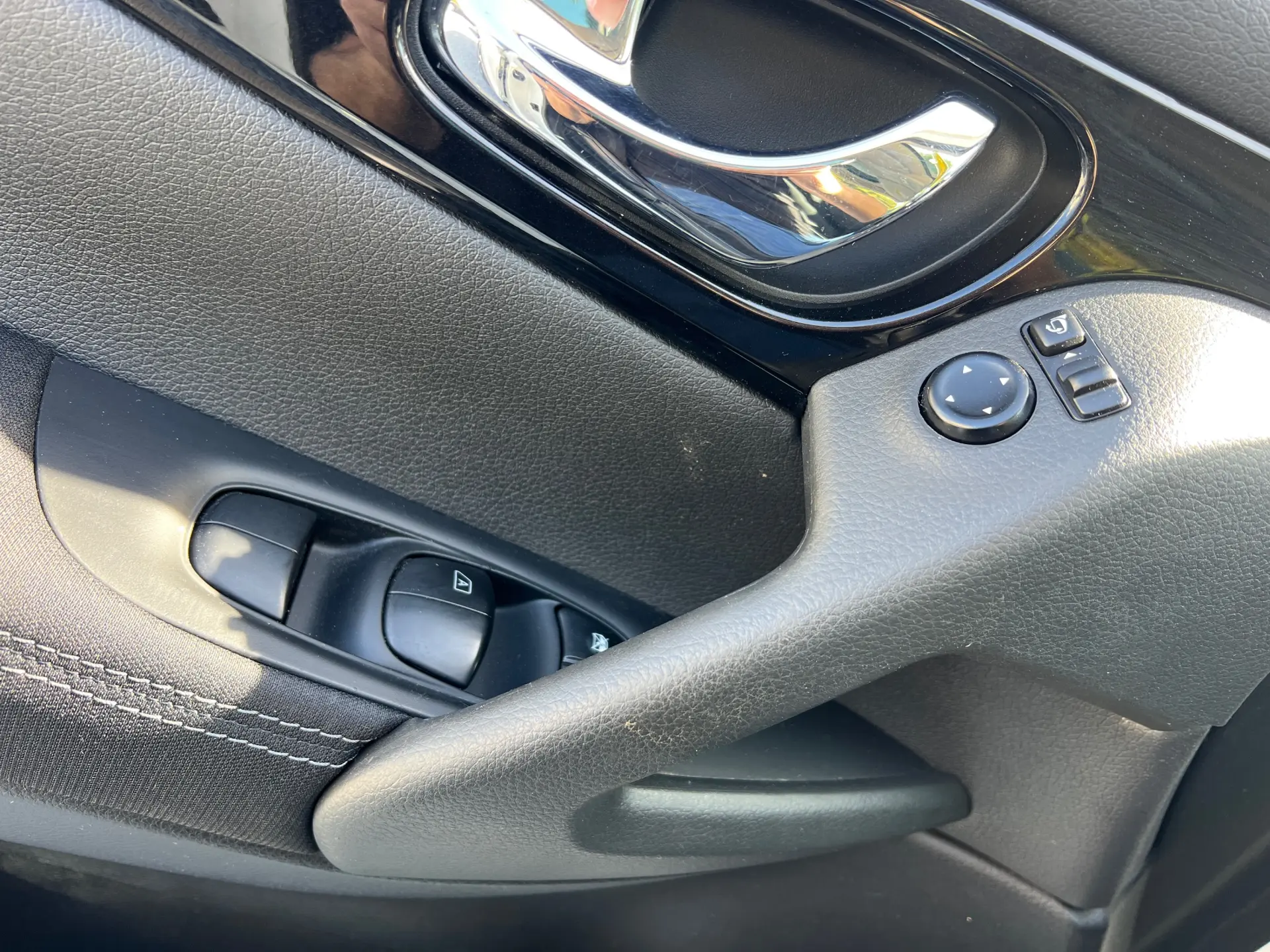 Nissan Qashqai 1.2 DIG-T Tekna Bose 25