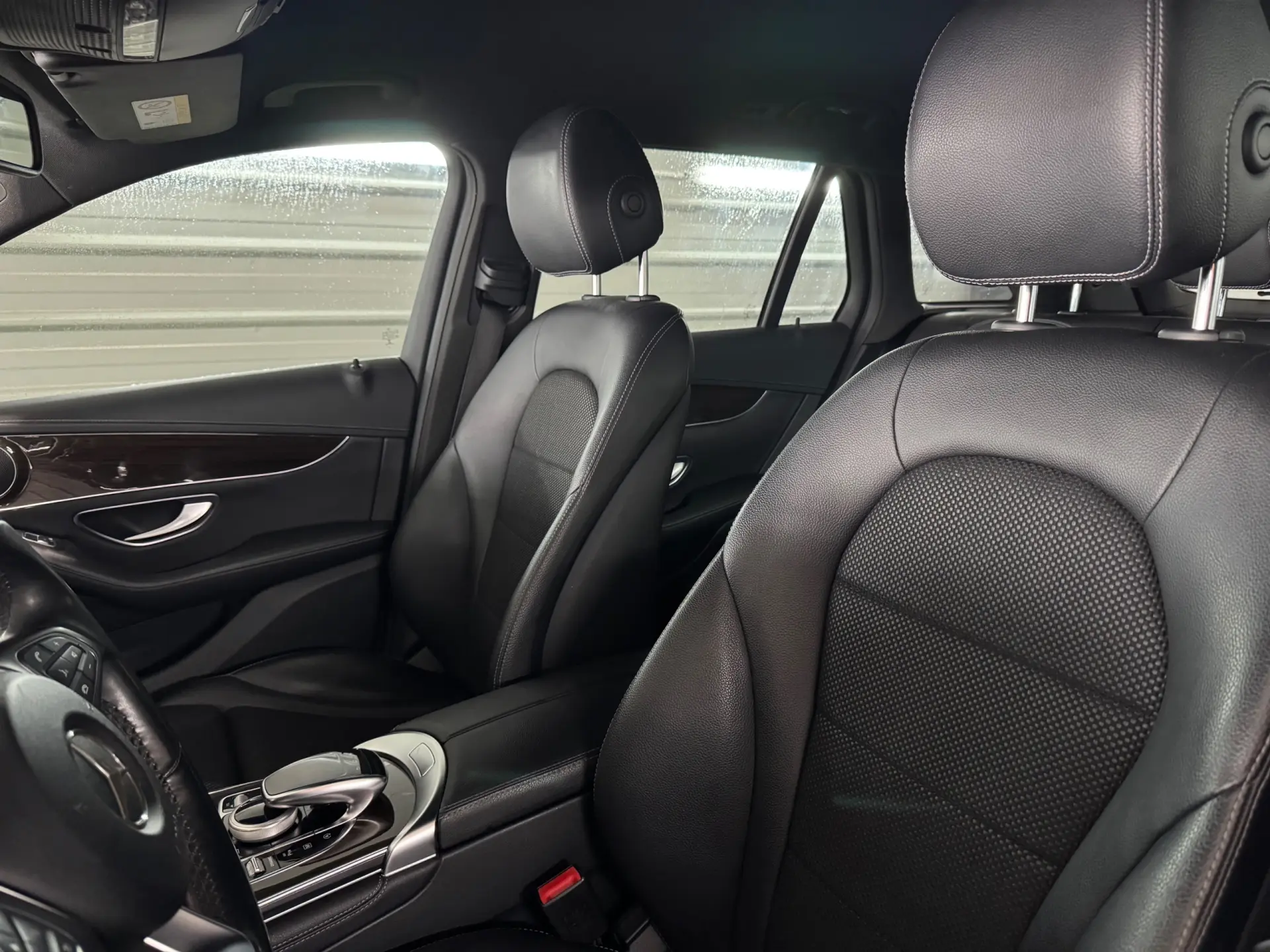 Mercedes-Benz GLC 220 d 4Matic 23