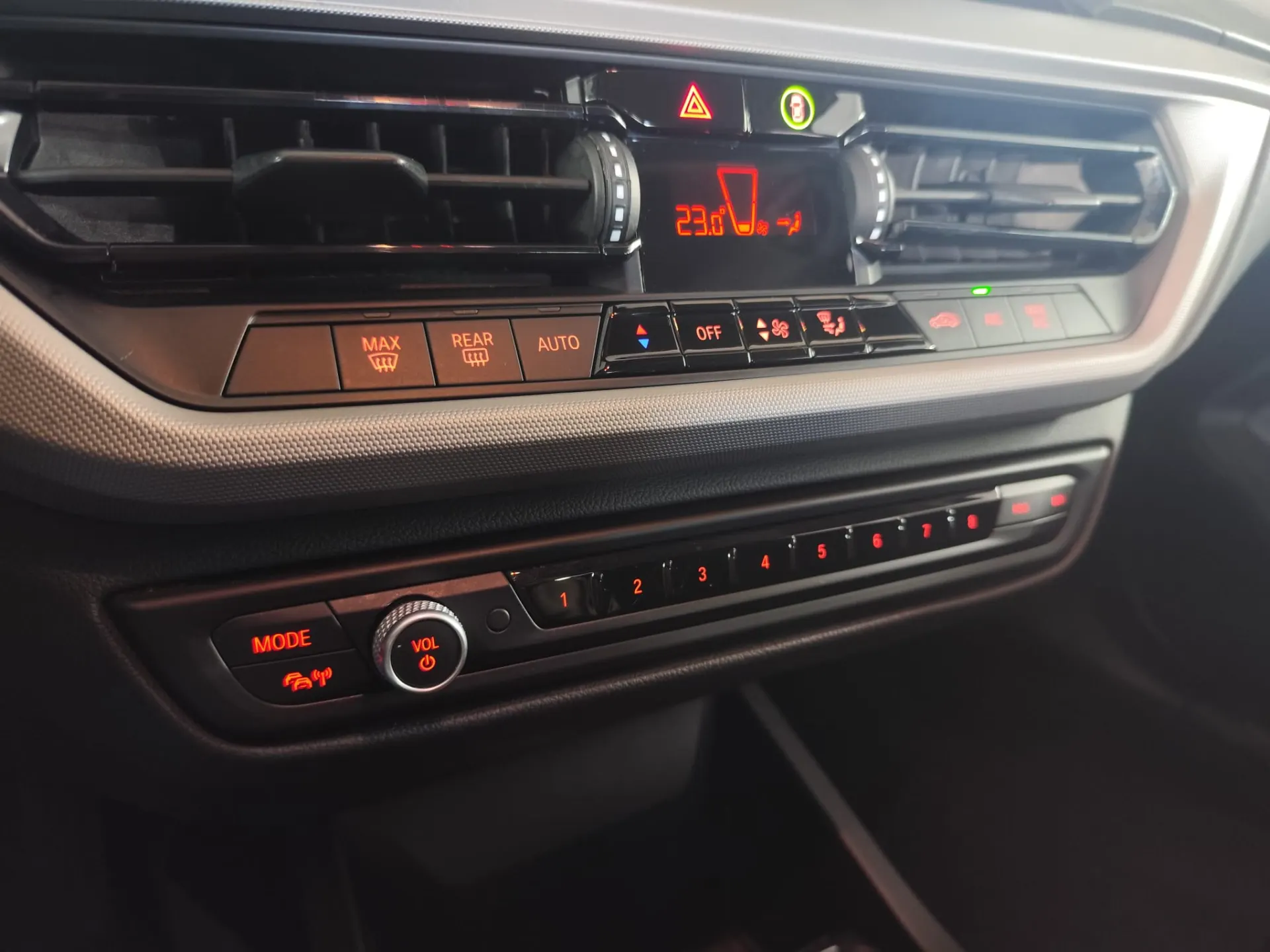 BMW 116 d Corporate Edition Auto 15