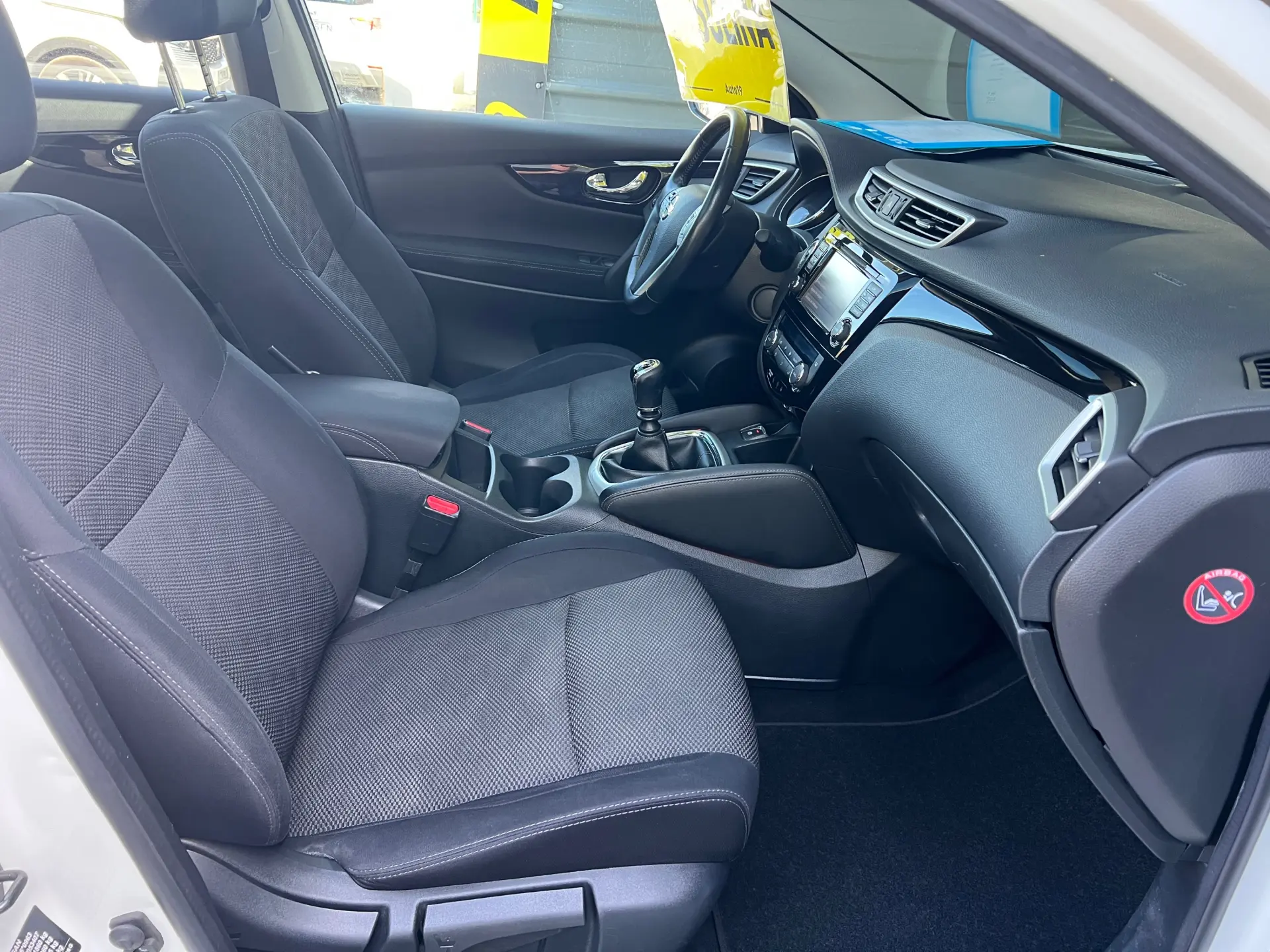 Nissan Qashqai 1.2 DIG-T Tekna Bose 13