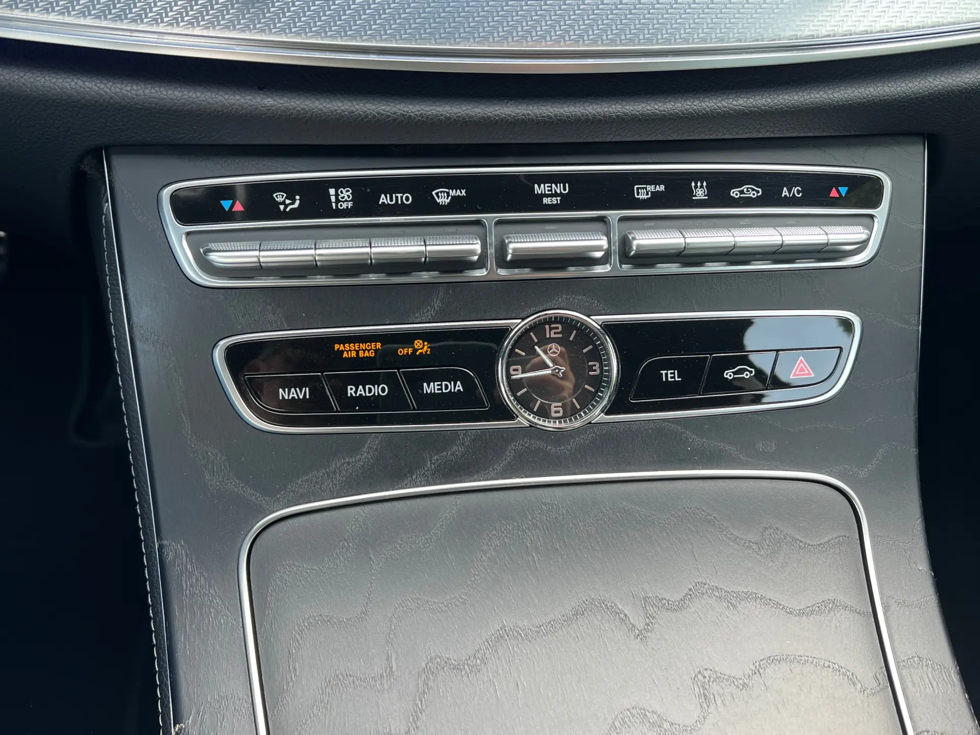 Mercedes-Benz E 300 de Exclusive Line 25