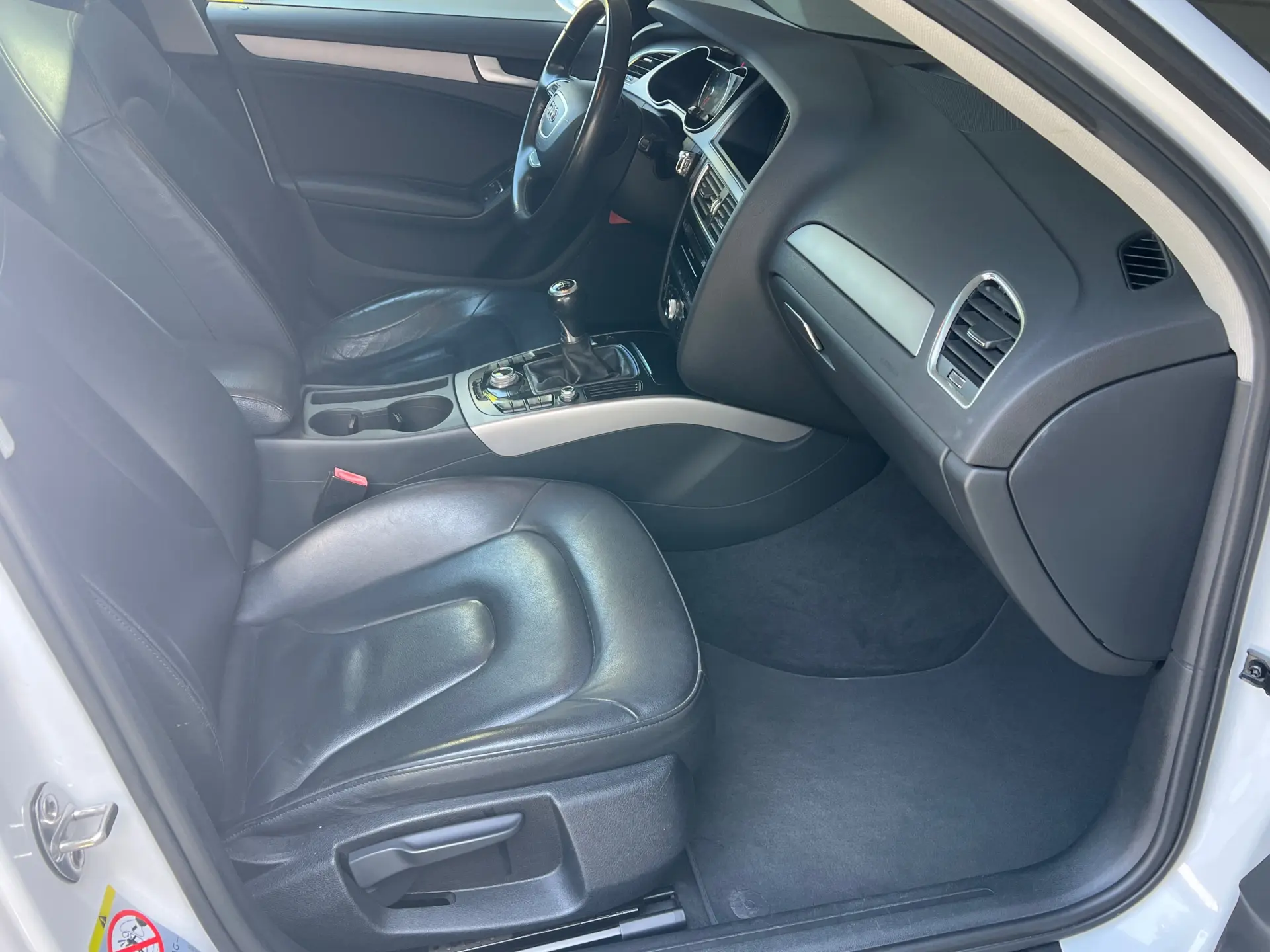 Audi A4 Avant 2.0 TDI Business Line Advance 15