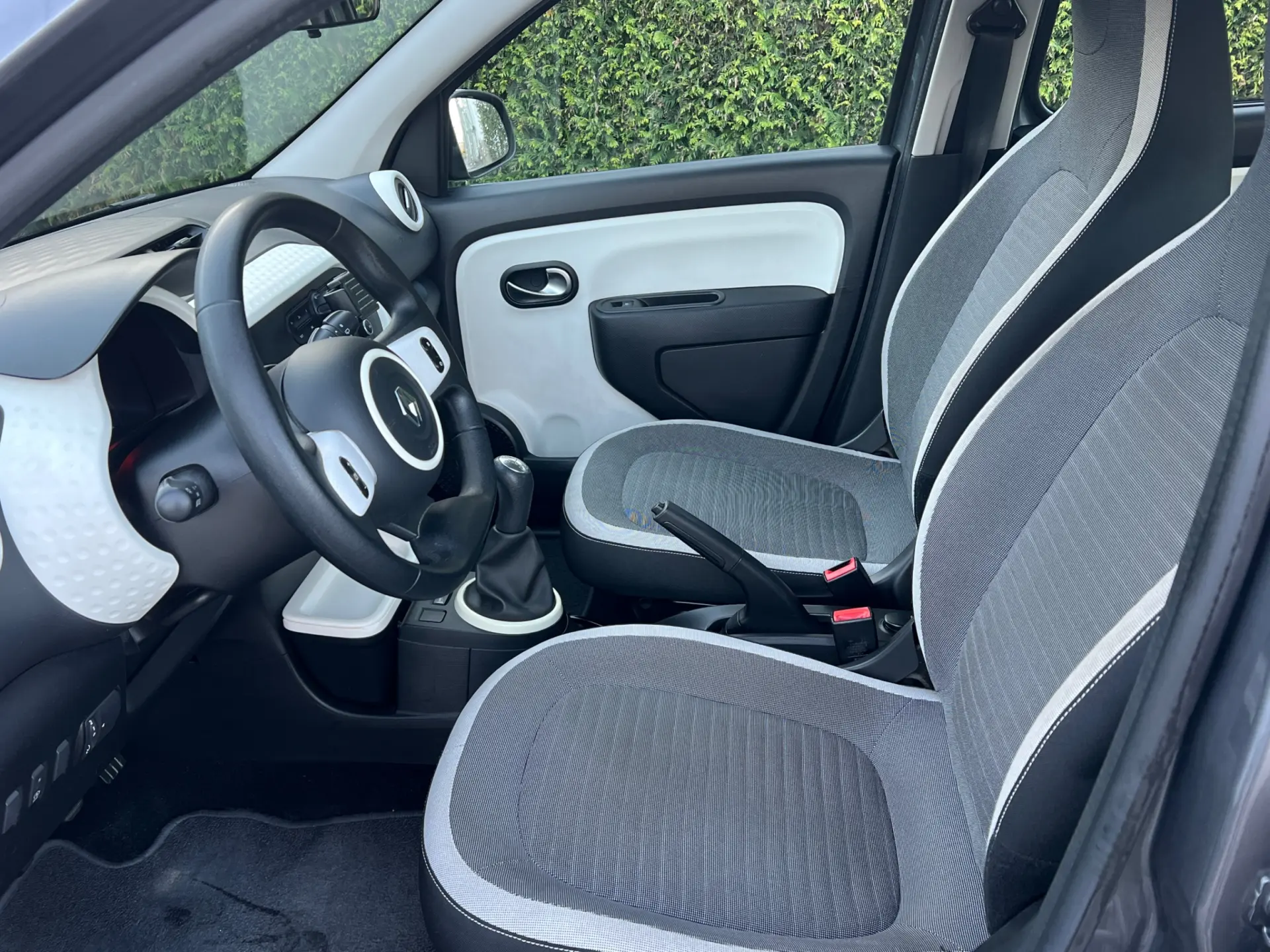Renault Twingo 1.0 SCe Dynamique 10