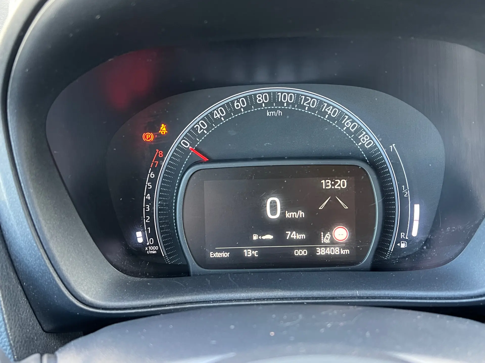 Toyota Aygo X 1.0 Play 12