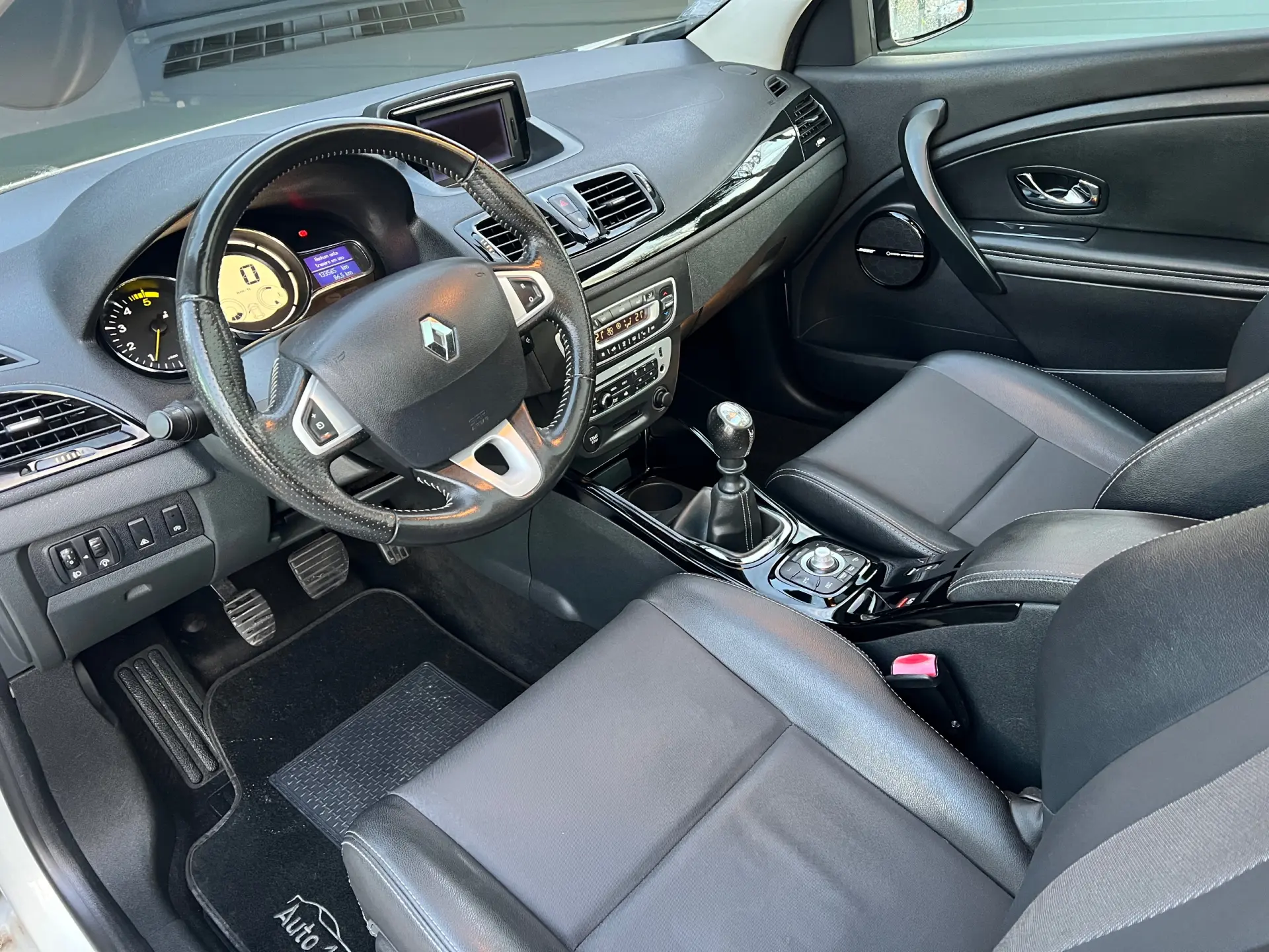 Renault Mégane Coupe 1.5 dCi Bose Edition SS 14