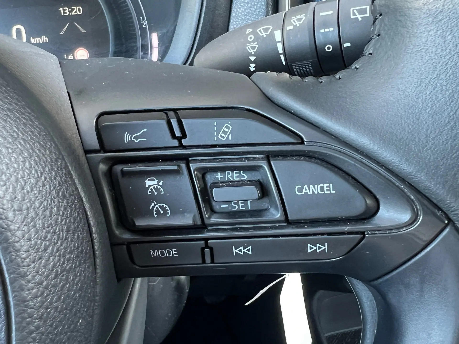 Toyota Aygo X 1.0 Play 11