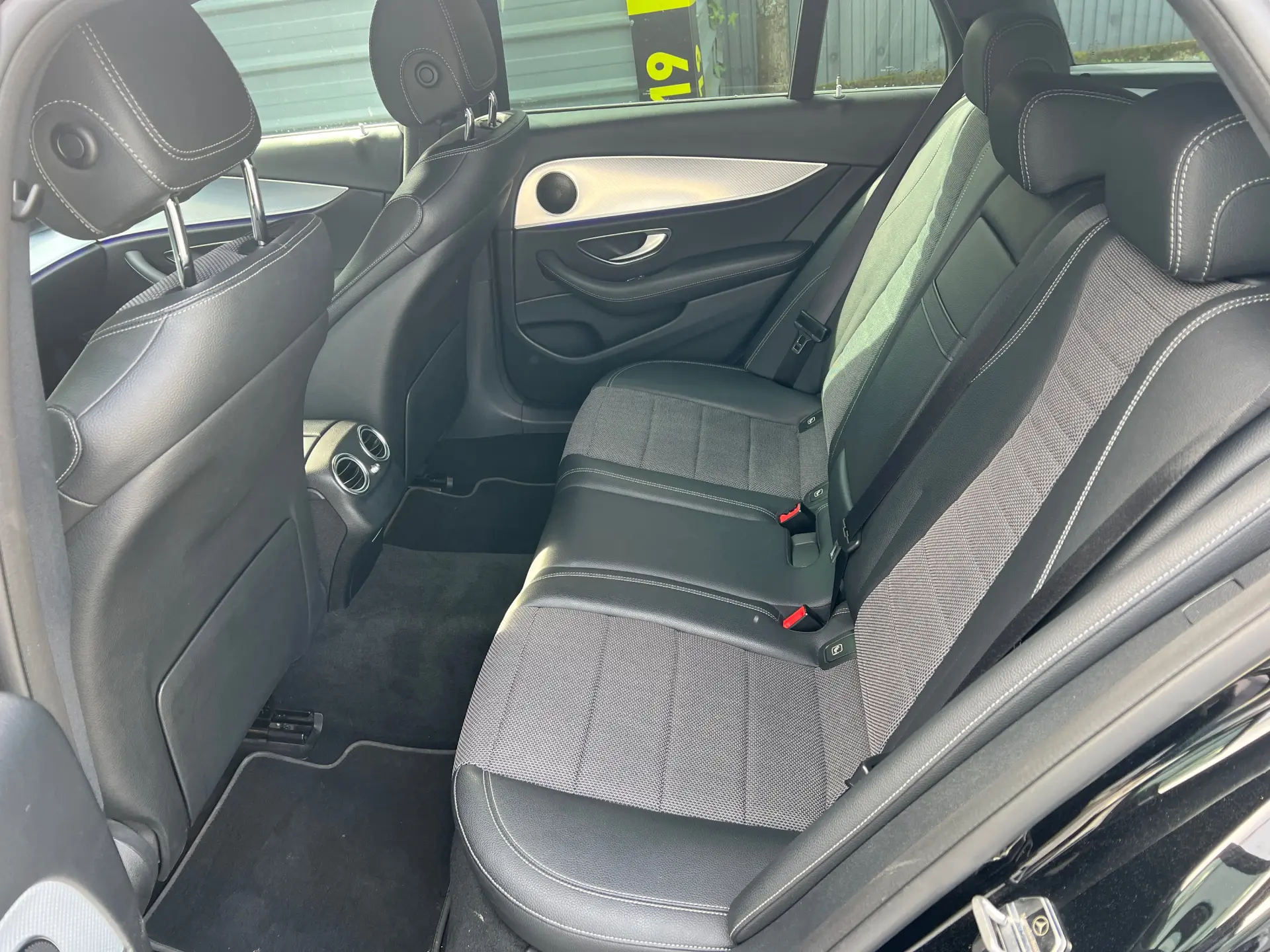 Mercedes-Benz E 300 de Exclusive Line 22