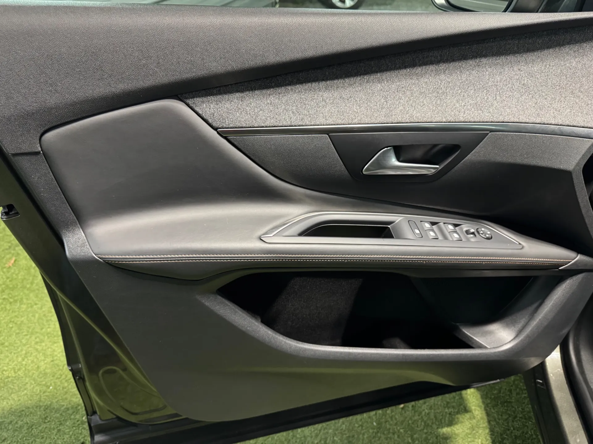 Peugeot 3008 1.2 PureTech GT 34