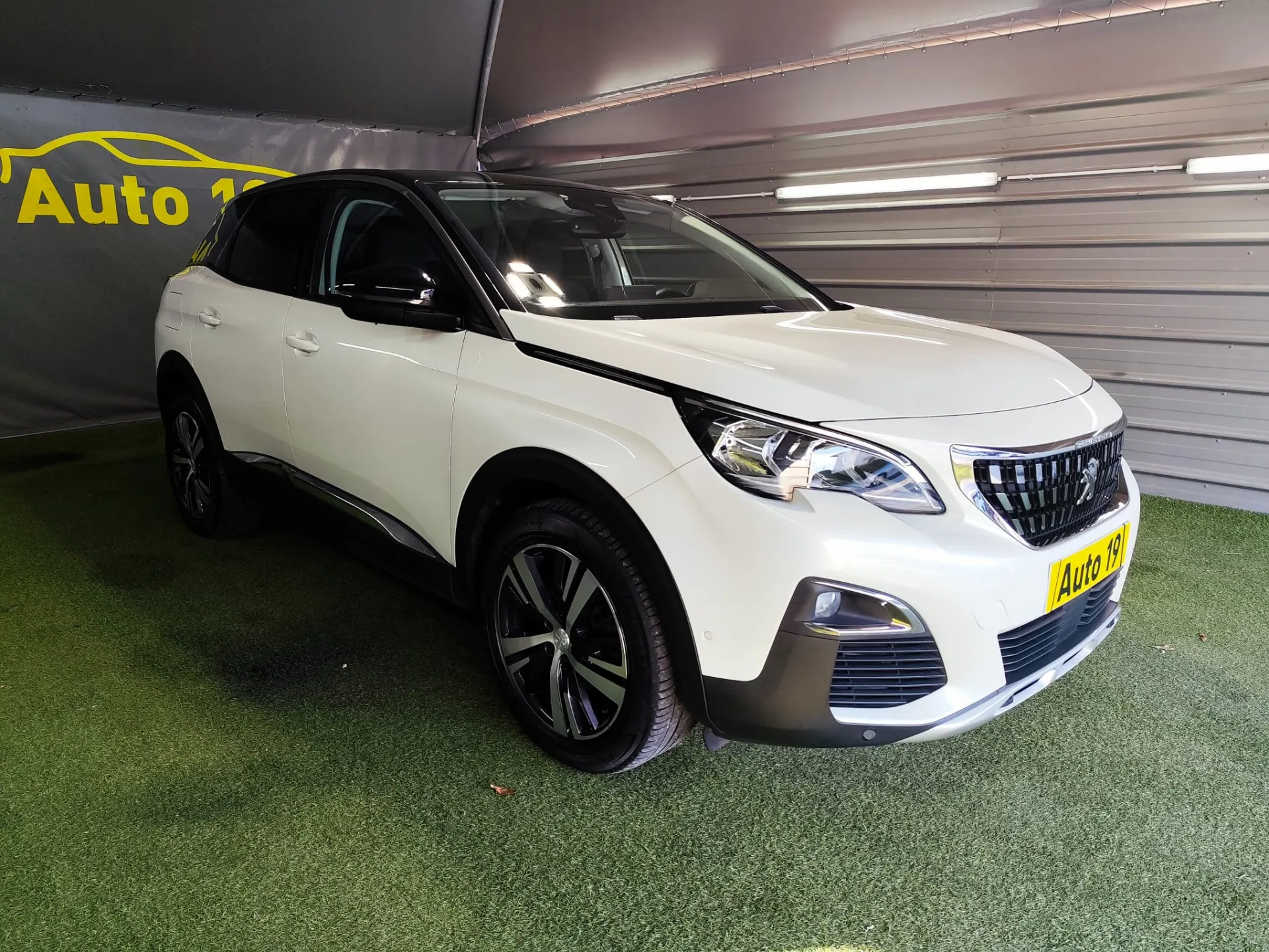 Peugeot 3008 PureTech 130 Stop & Start GPF EAT8 Allure 2