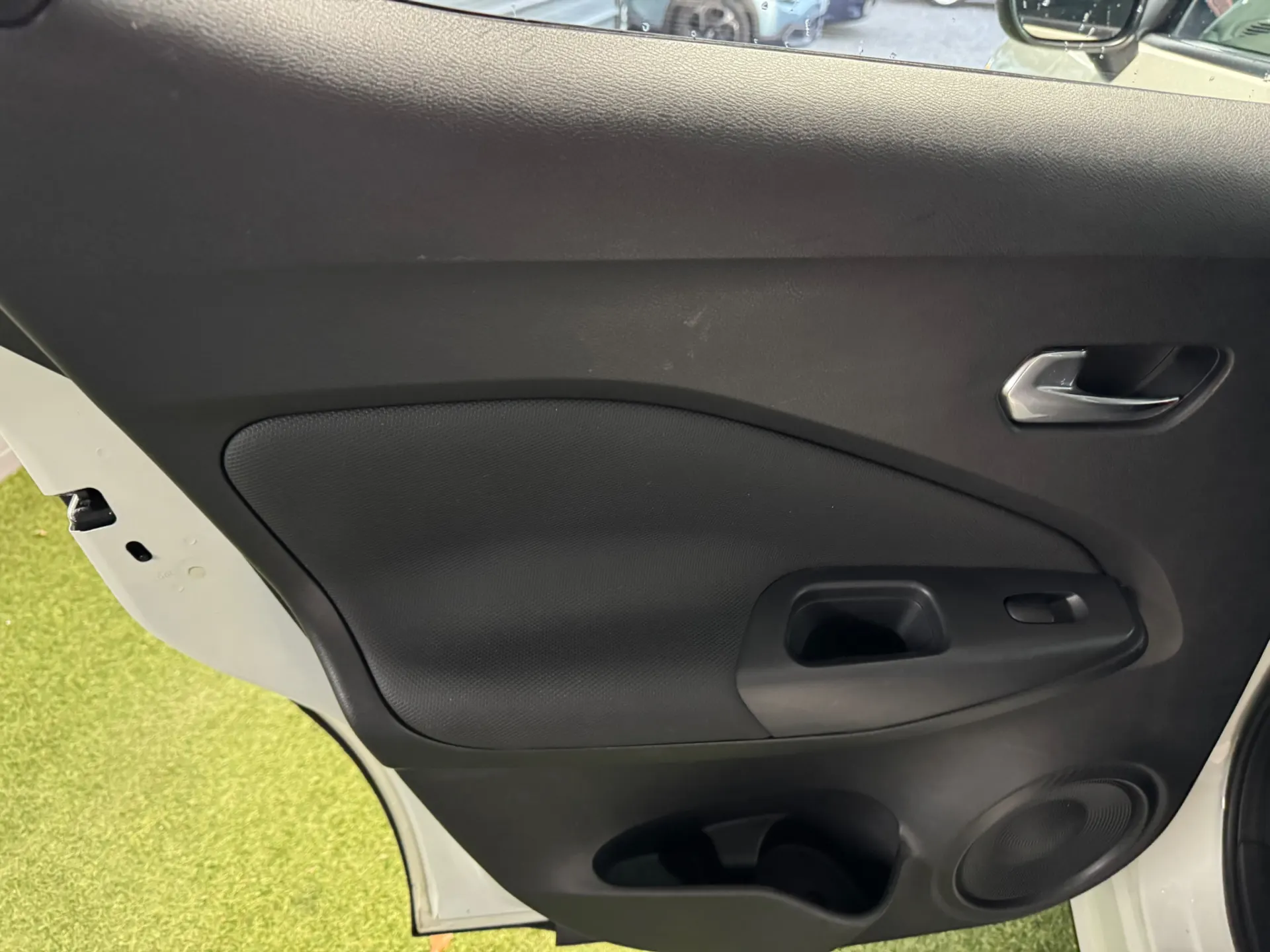 Nissan Juke 1.0 DIG-T N-Connecta NAV. 33