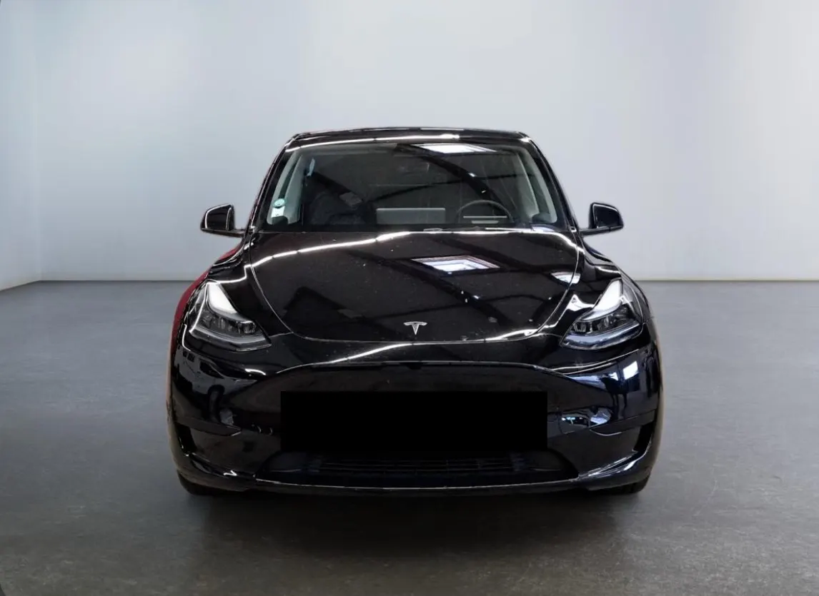 Tesla Model Y Tração Traseira 3