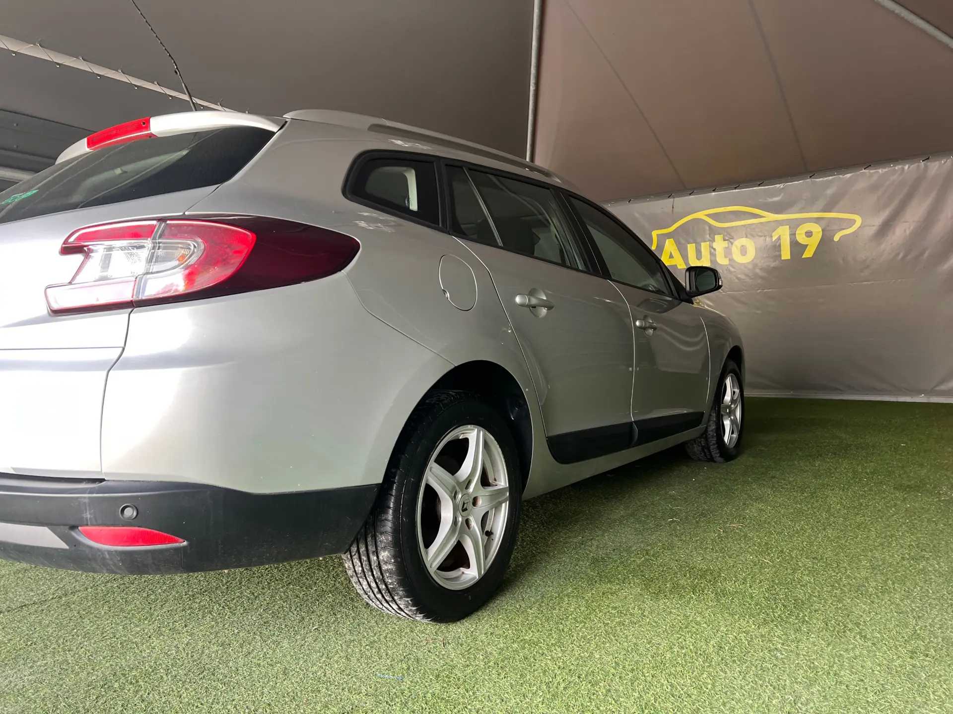 Renault Mégane Sport Tourer ENERGY dCi 110 EXPERIENCE 6