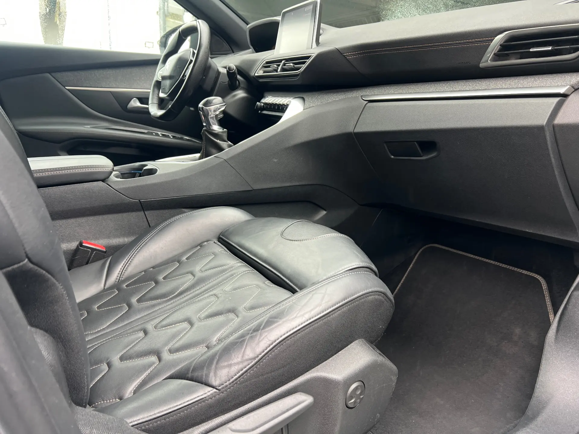 Peugeot 3008 1.2 PureTech GT Line 24